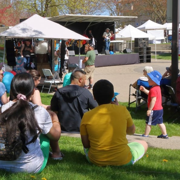 bathroom & shower trailers can be customized to fit the specific needs of your event, whether it's a large festival or a small outdoor wedding
